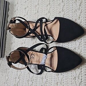 New Trary bettermoves flats size 7.5 black